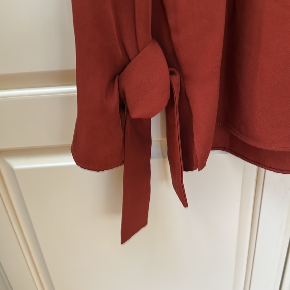 Zara woman’s top. Long sleeve; size M - Picture 2 of 4